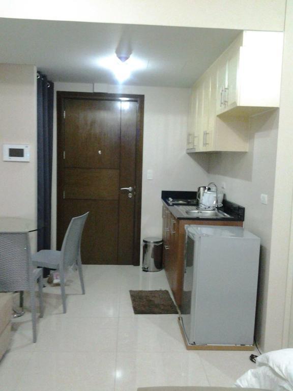 One Palm Tree Villa Cc9N Manila Exterior photo